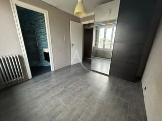  Appartement à louer 2 pièces 42 m²