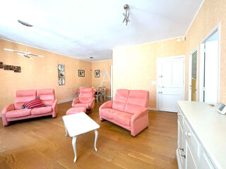  Maison à vendre 11 pièces 161 m²