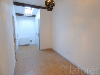  Appartement à louer 2 pièces 38 m²