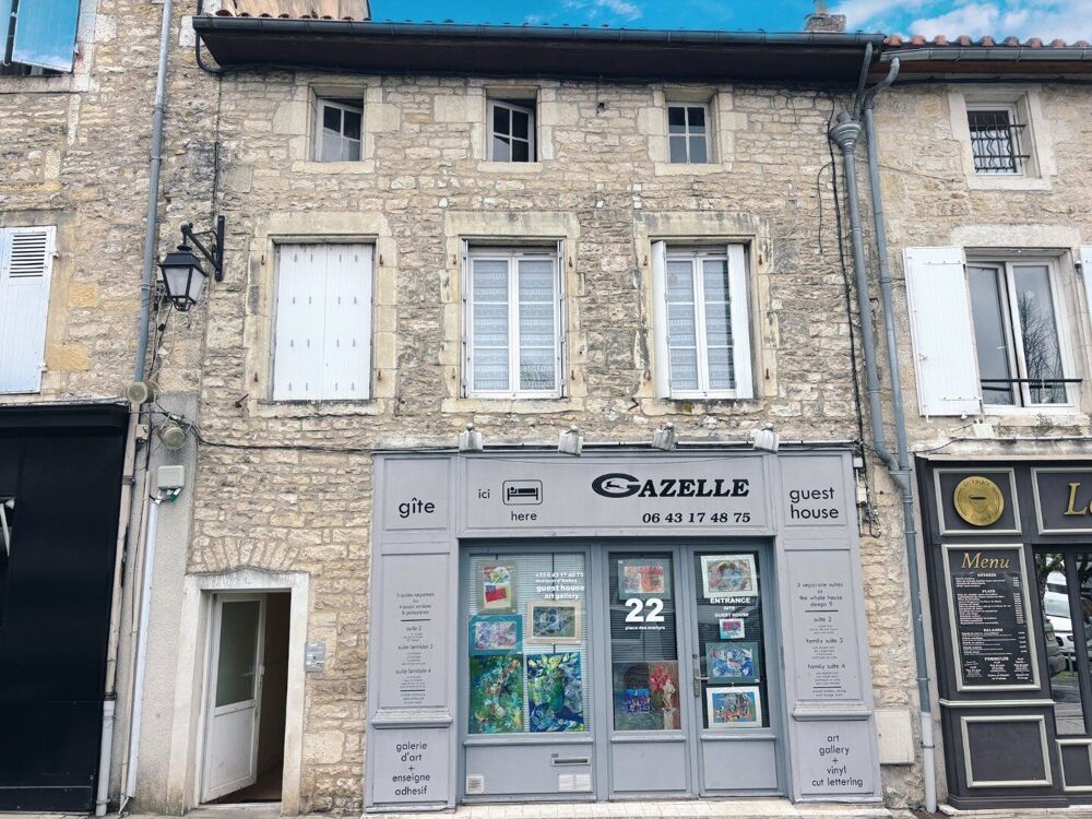 Vente Maison Maison avec local commercial et potentiel locatif, Centre de Ruffec Ruffec