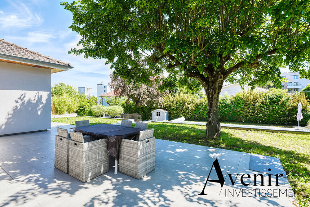 Vente Maison Ecully 66 Maison 4 pièce(s) de  121 m2 avec piscine Ecully