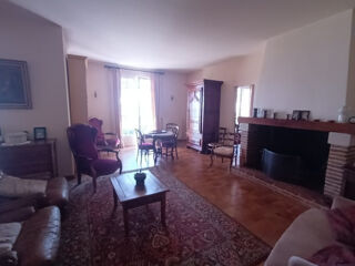  Maison � vendre 7 pi�ces 230 m�