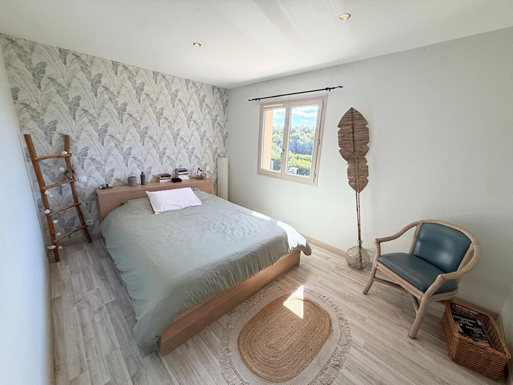 Vente Maison Maison lumineuse de standing avec piscine, terrain et vue dégagée à Saint Victor sur Loire Saint etienne