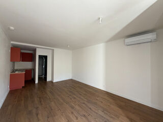  Appartement à louer 3 pièces 52 m²