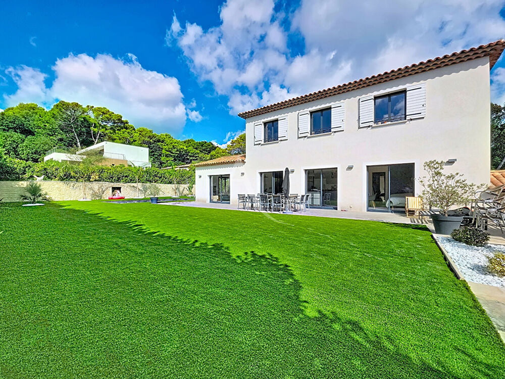 Vente Maison EXCLUSIVITE : MOUGINS LIMITE LE GUILLET / MAISON RECENTE AVEC PISCINE ET UN TERRAIN DE 1217M² Mougins