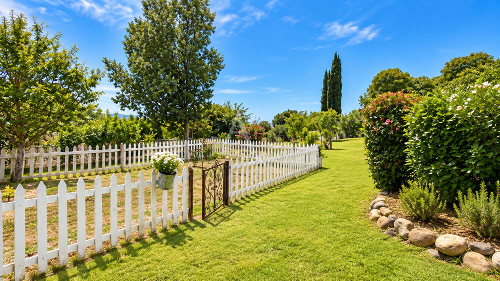 Vente Maison VILLA TYPE 7 LUMINEUSE AVEC PISCINE DEPENDANCE JARDIN ATELIER AU CALME VILLENEUVE Villeneuve