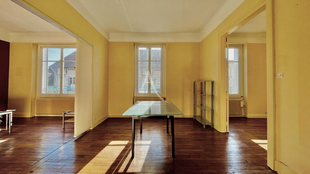 Appartement 4 pièces 105 m² · à Epinal · 105 m² · 136 000 €