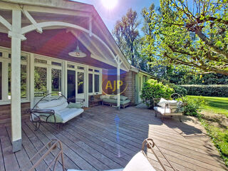  Maison � vendre 8 pi�ces 230 m�