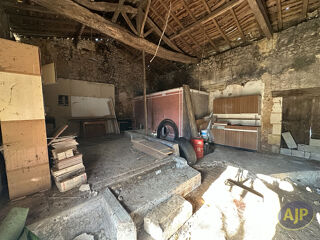  Remise / Grange � vendre 1 pi�ce 50 m� Saint sorlin de conac