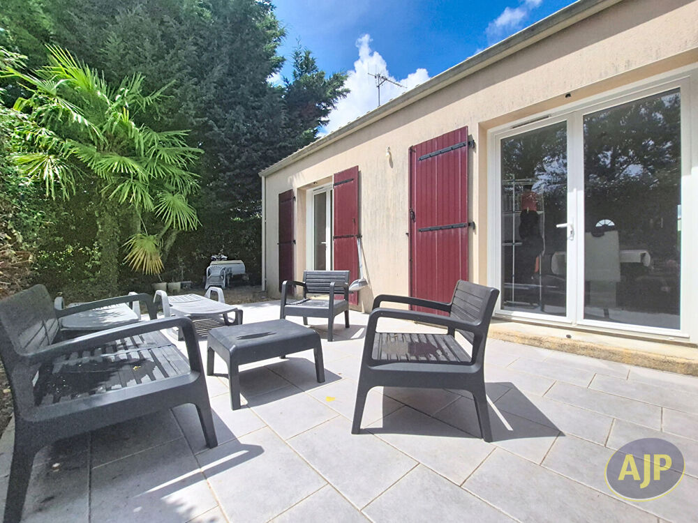 Vente Maison À VENDRE : Charmante maison de plain-pied lumineuse (70 m²)  La Roche-sur-Yon La roche sur yon