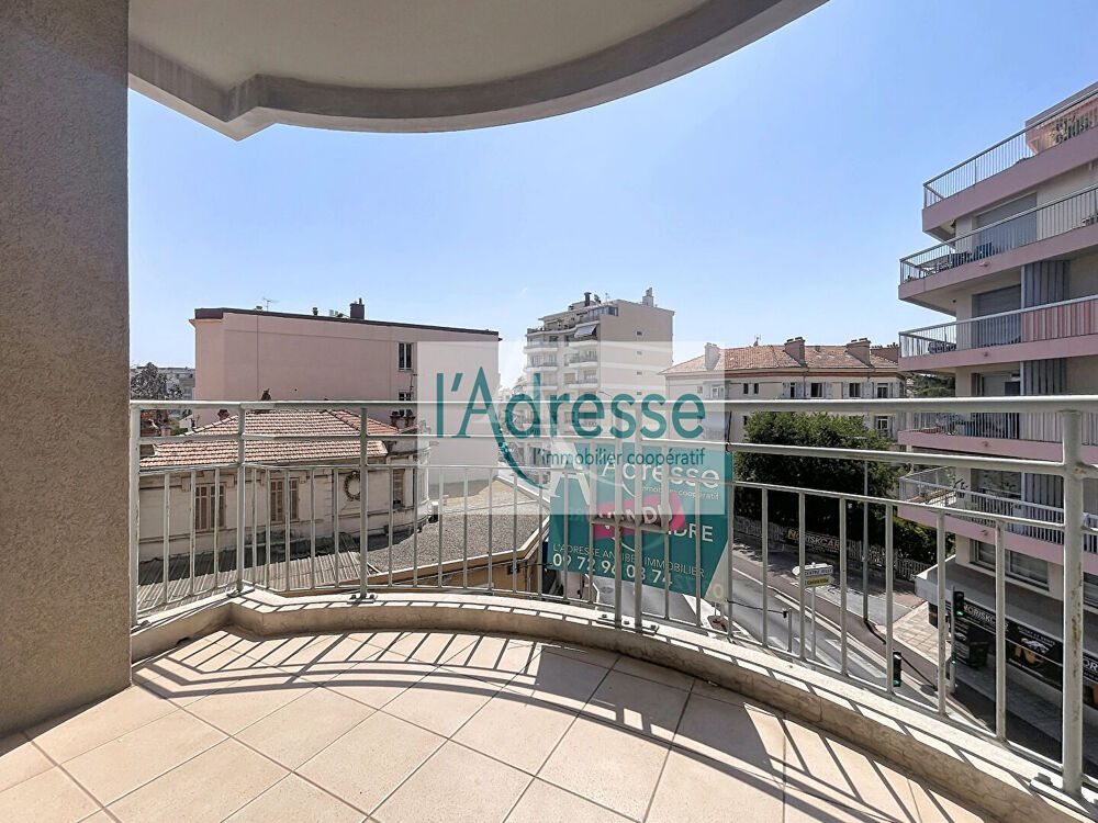 Vente Appartement Appartement Antibes 3 pièce(s) 67.98 m2 Antibes