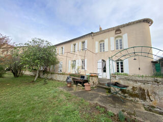  Maison à vendre 9 pièces 299 m²