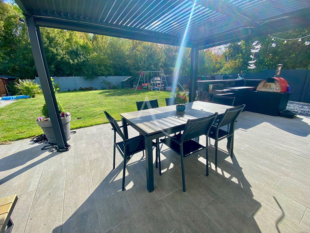 Vente Maison Maison 115m� sur terrain 900m� avec piscine La chapelle saint mesmin