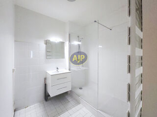  Appartement � vendre 2 pi�ces 55 m�