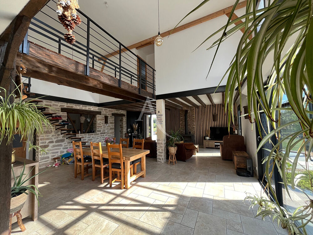 Vente Maison Maison d'habitation avec piscine chauffée et gîtes de charme à Saint Ouen des Toits (15 min de Laval) Saint ouen des toits