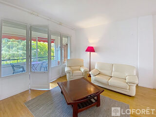  Appartement à louer 2 pièces 54 m²