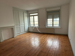  Appartement � louer 5 pi�ces 136 m�