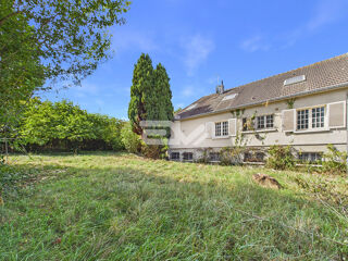  Maison à vendre 10 pièces 212 m²