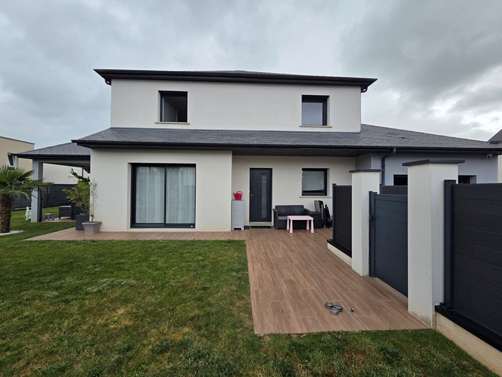 Maison 6 pièces 141 m² · à Soliers · 141 m² · 414 000 €