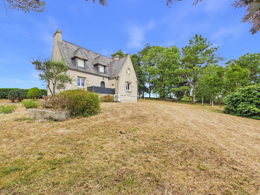 Vente Maison Maison Brasparts 7 pièce(s) 232 m2 Brasparts