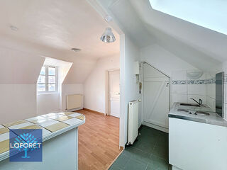  Appartement à louer 2 pièces 37 m²