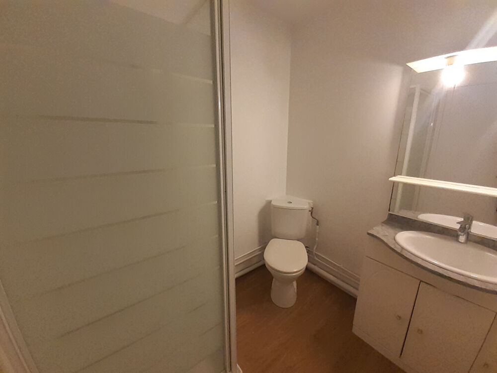 STUDIO Meublé à QUIMPERLE - 1 pièce(s) - 17 m2