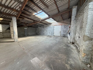  Parking / Garage à louer 13 m²