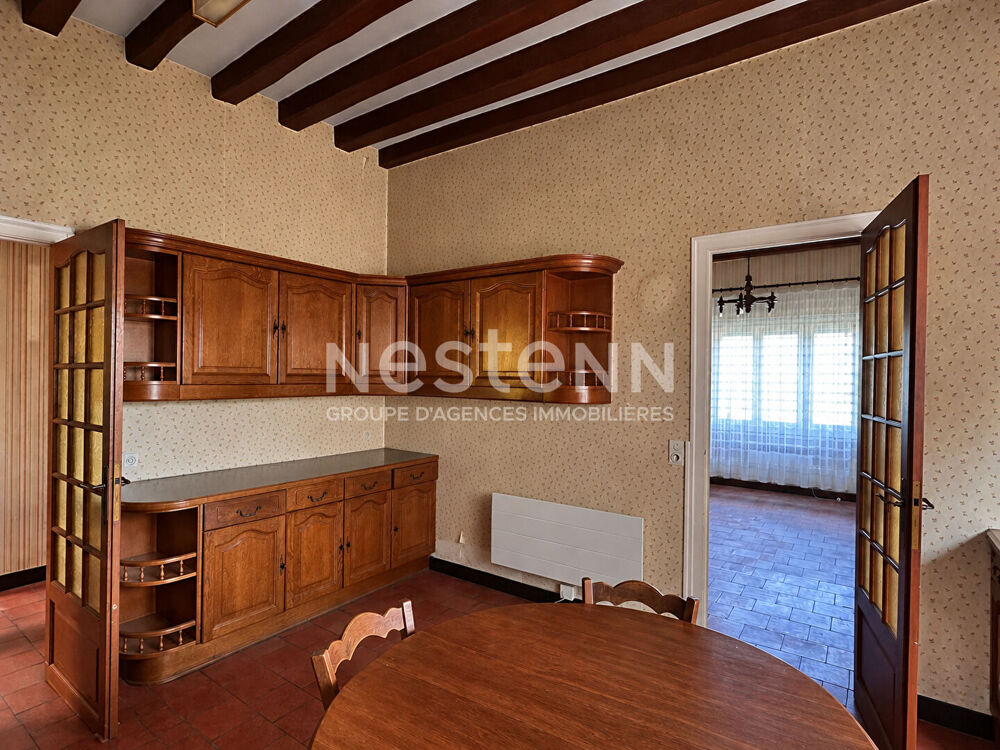 Vente Maison Vente charmante maison de village de 95.53 m² à rénover comprenant 2 logements, avec cour et garage centre ville de Mayet (72360 Mayet