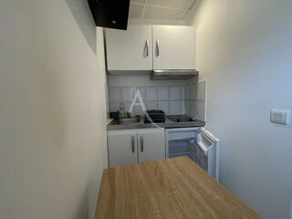  Appartement à louer 1 pièce 14 m²