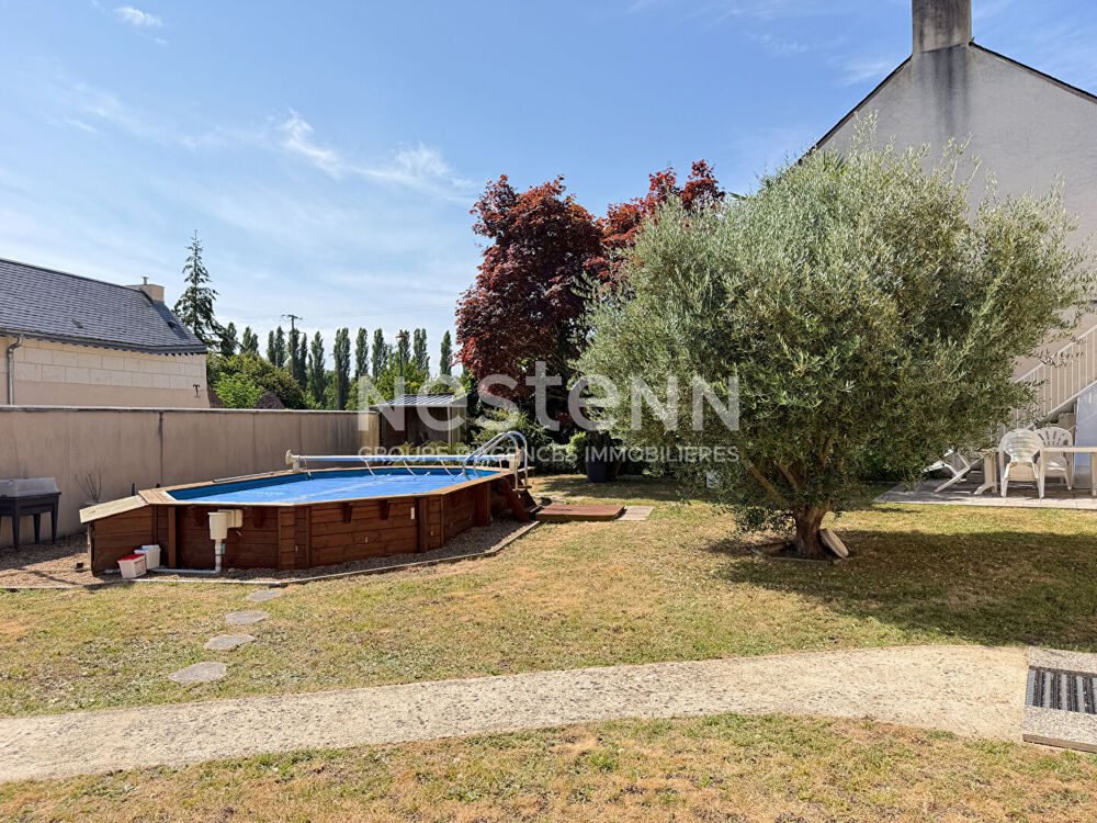 Longère familiale de 174 m² à vendre 6 chambres, garage et piscine à Montval-sur-Loir (72500)