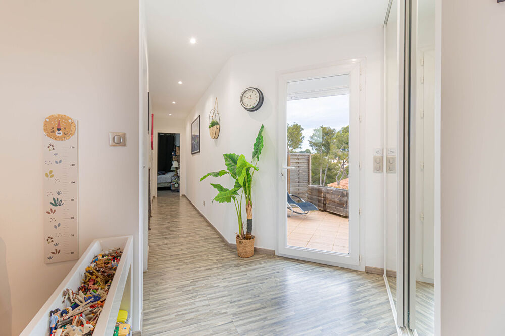 Vente Maison Maison contemporaine T5 rénovée avec piscine à Septèmes-les-Vallons Les pennes mirabeau