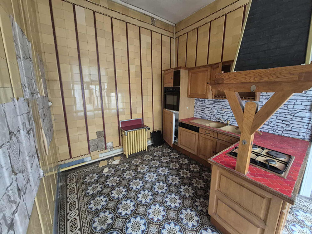 Immeuble plein centre de St Amand