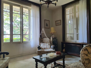  Maison � vendre 7 pi�ces 215 m�