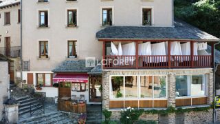  Immeuble à vendre 10 pièces 292 m²