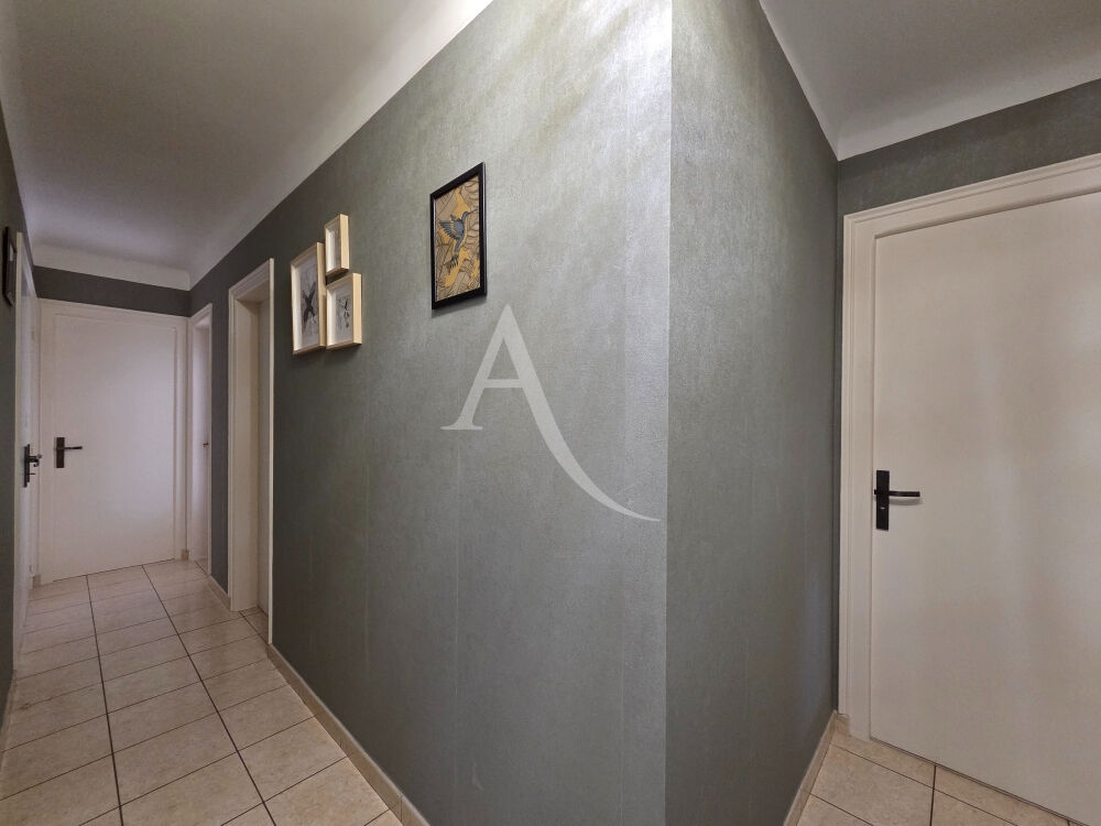 Redon centre - Maison de 120m² avec terrain constructible.