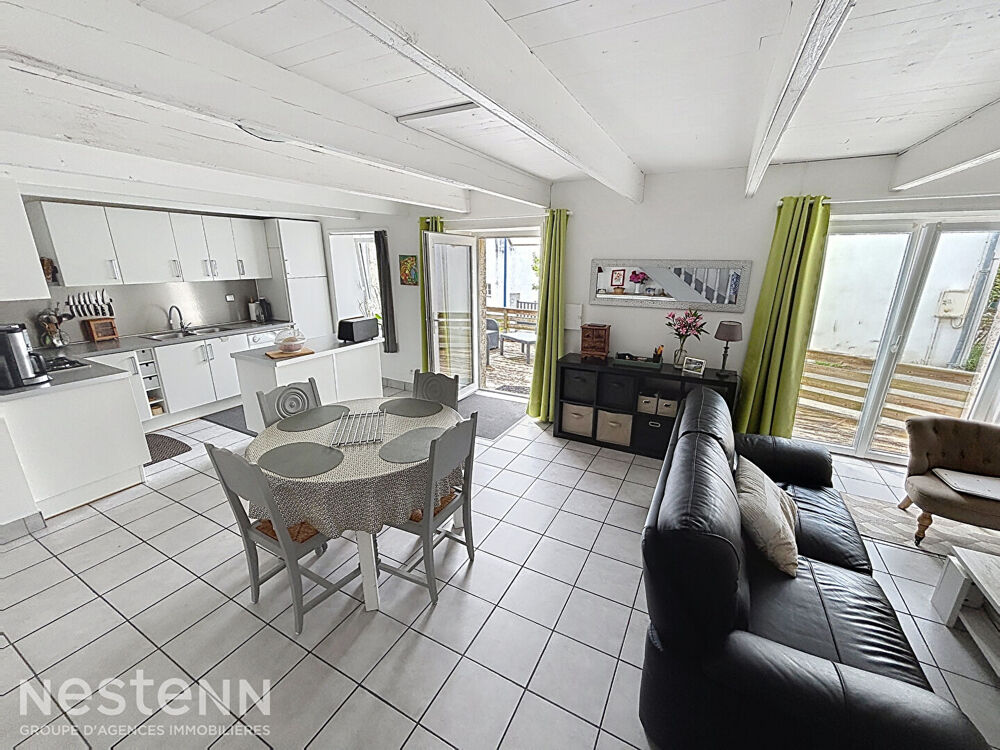 Vente Maison CLOHARS CARNOET, à deux pas de la mer et du port, maison rénovée, 96m², 3 chambres, jardin clos. Clohars carnoet