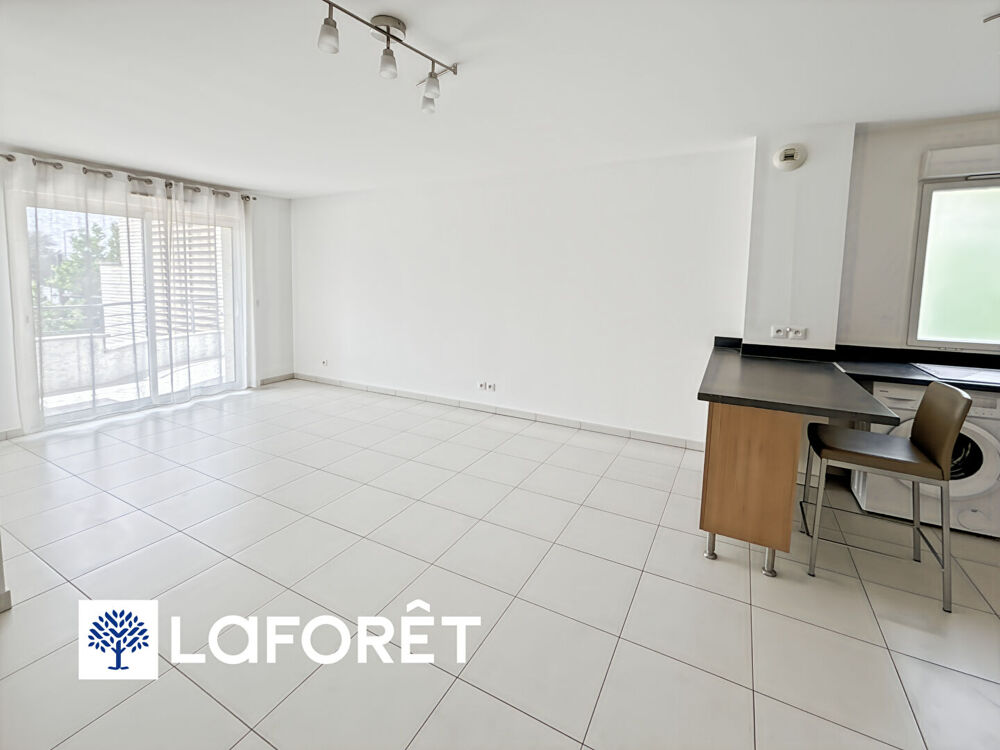 Vente Appartement Appartement 2 pièces à vendre à Sainte-Geneviève-des-Bois - Réf 16590 Sainte genevieve des bois