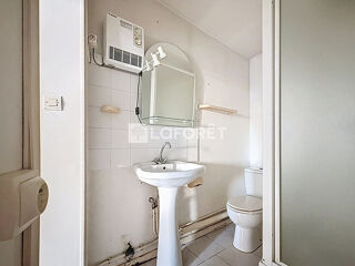  Immeuble à vendre 3 pièces 132 m²