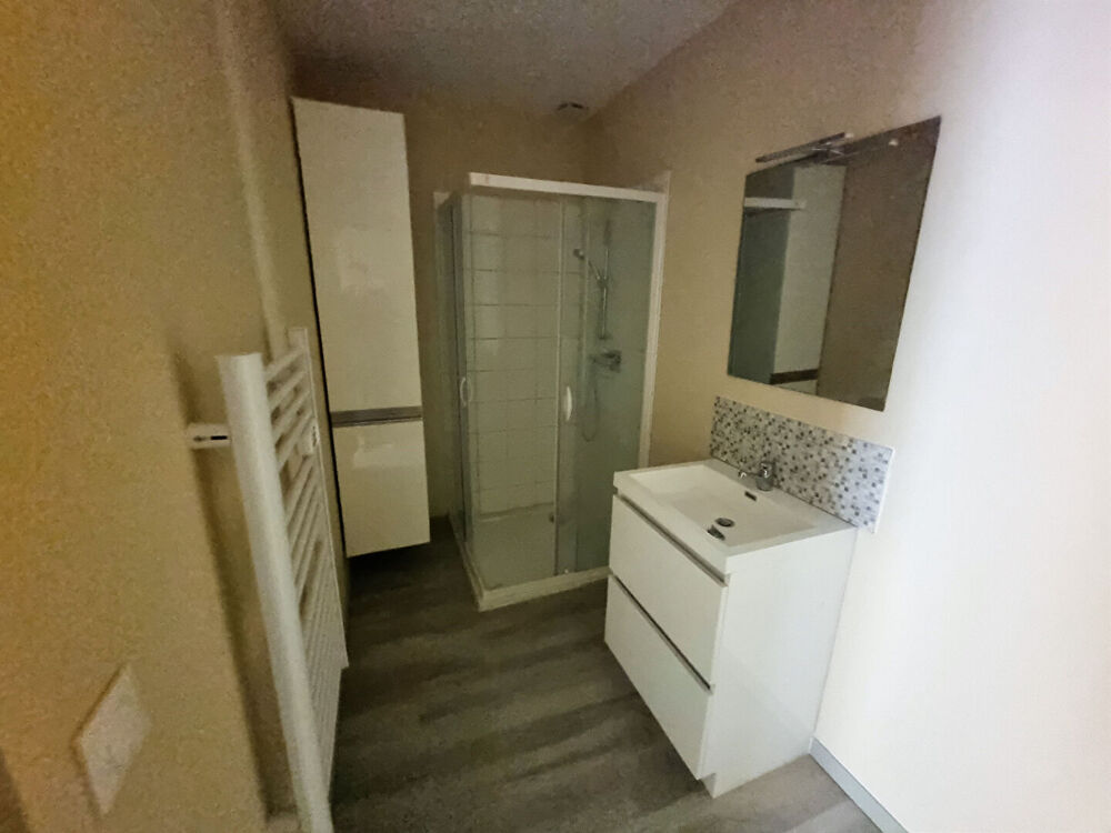 Location Appartement Appartement T2 de 45 m²  Centre de Villeneuve-de-Marsan Villeneuve de marsan