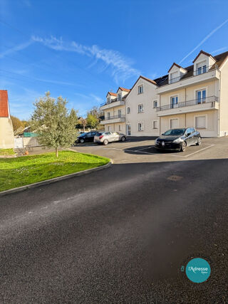  Parking / Garage à vendre  Ormoy