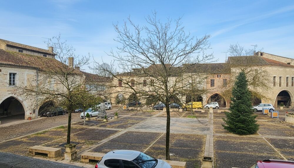 Bar - Restaurant avec logements - Emplacement central - Castelsagrat (82)