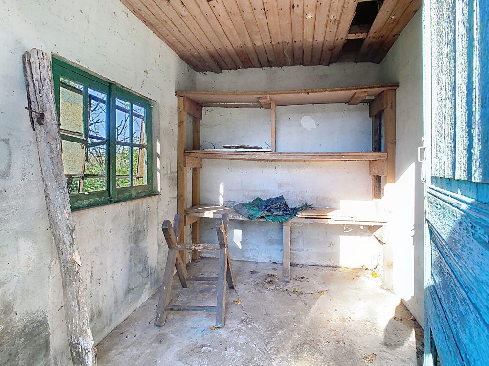 Vente Terrain Terrain constructible de 550 m²  Borné, non viabilisé, tout à l'égout en bordure Fleurville