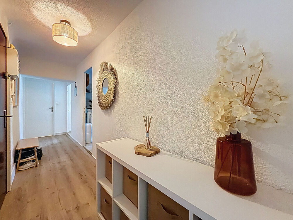 A VENDRE EXCLUSIVITE ! GRAND APPARTEMENT T2 bis / 3 pièces de 60m² - Proche des commodités !