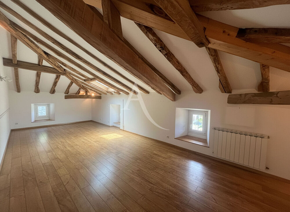Vente Maison Maison Louhossoa 15 pièce(s) 718.67 m2 Louhossoa
