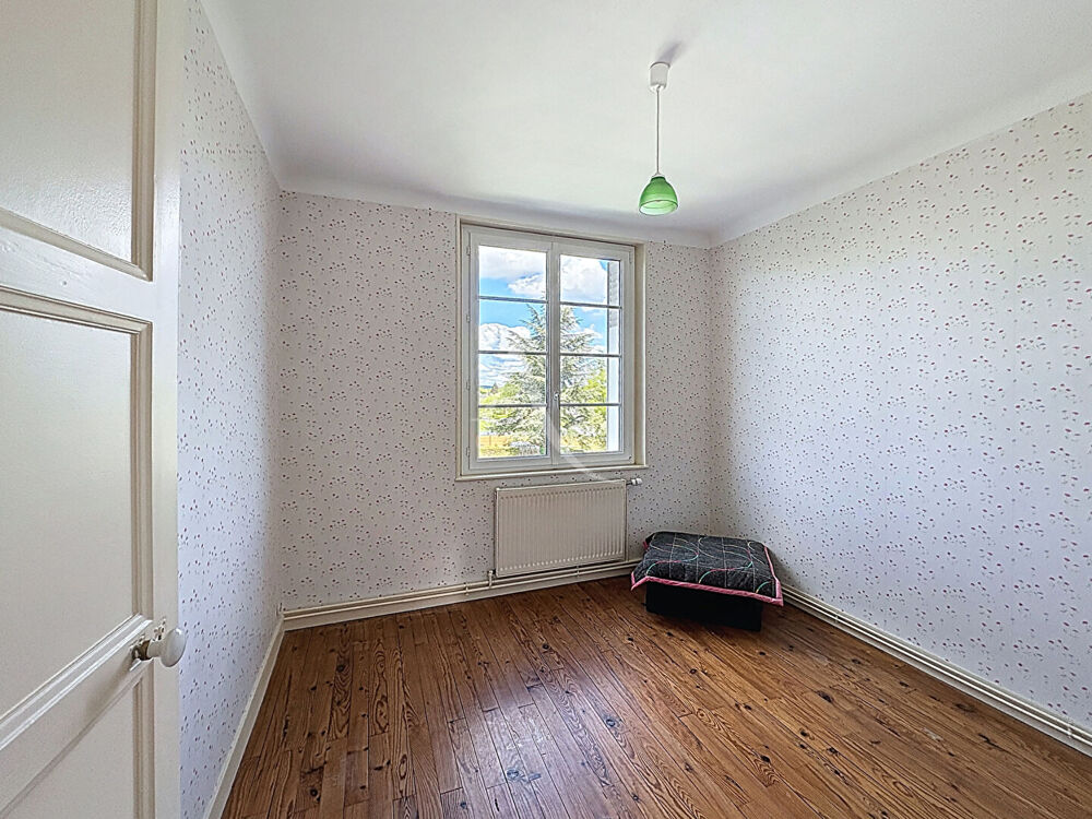 Vente Maison Maison familiale 3 chambres avec jardin et garage, proche commodités à Saumur Saumur