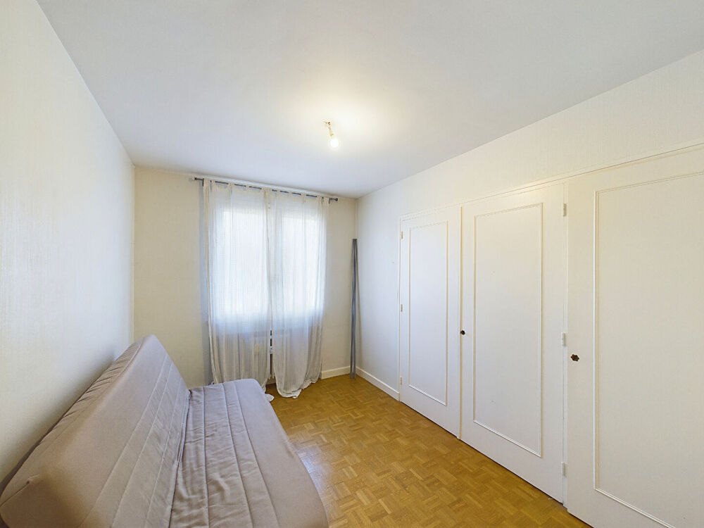 Vente Appartement APPARTEMENT  T3  CLIMATISE 76M2 AVEC ASCENSEUR  CAVE ET PARKING SECURISE  HYPER CENTRE  VALENCE 26000 Valence