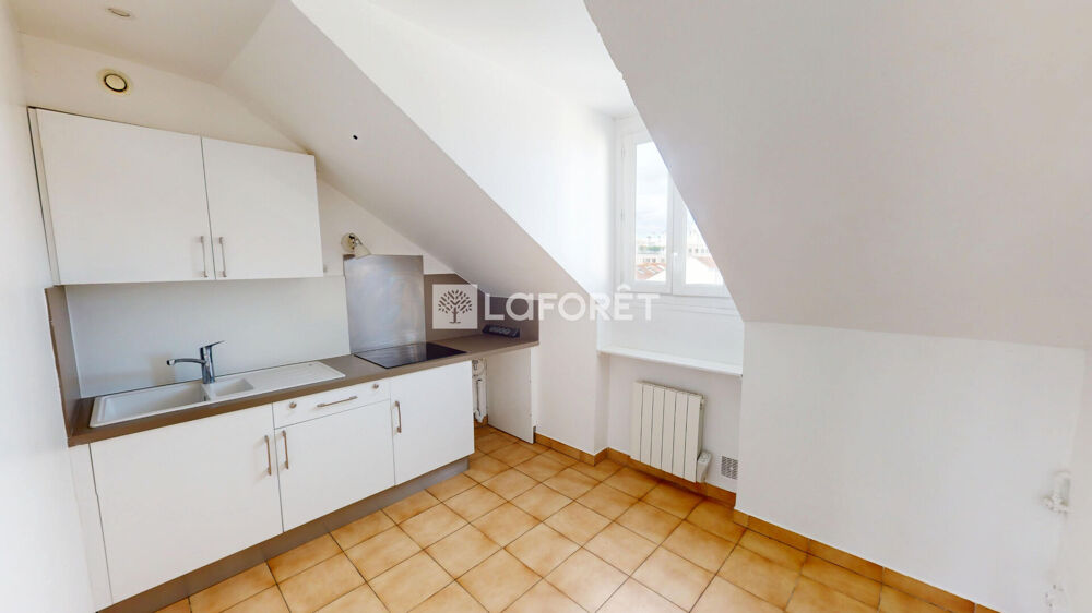Location Appartement Rueil-Malmaison - DUPLEX 2P - PLEIN CENTRE VILLLE - 46 m² et 56 m² au sol Rueil malmaison