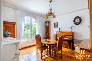  Maison � vendre 8 pi�ces 246 m�