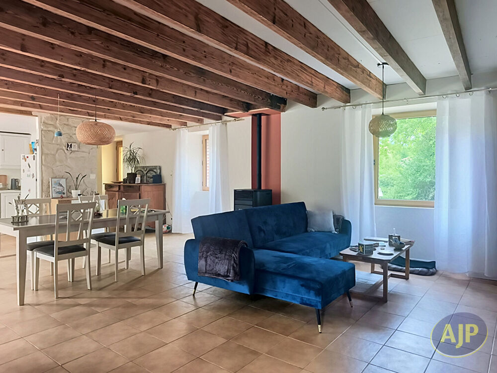 Maison Les Brouzils 6 pièce(s) 142m2