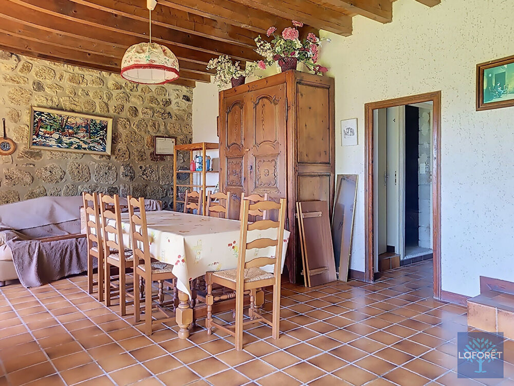 Vente Maison Maginifique corp de ferme avec son toit en lauze  de  175 m2 Presailles